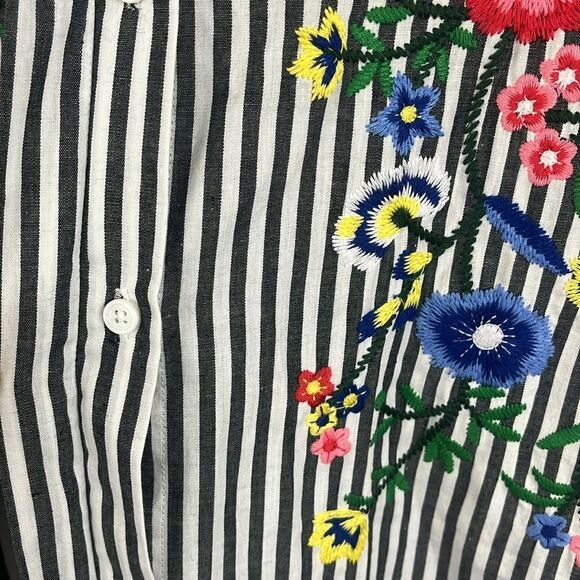 Walter Baker Becca button up floral embroidered long sleeve tunic top - Picture 3 of 7